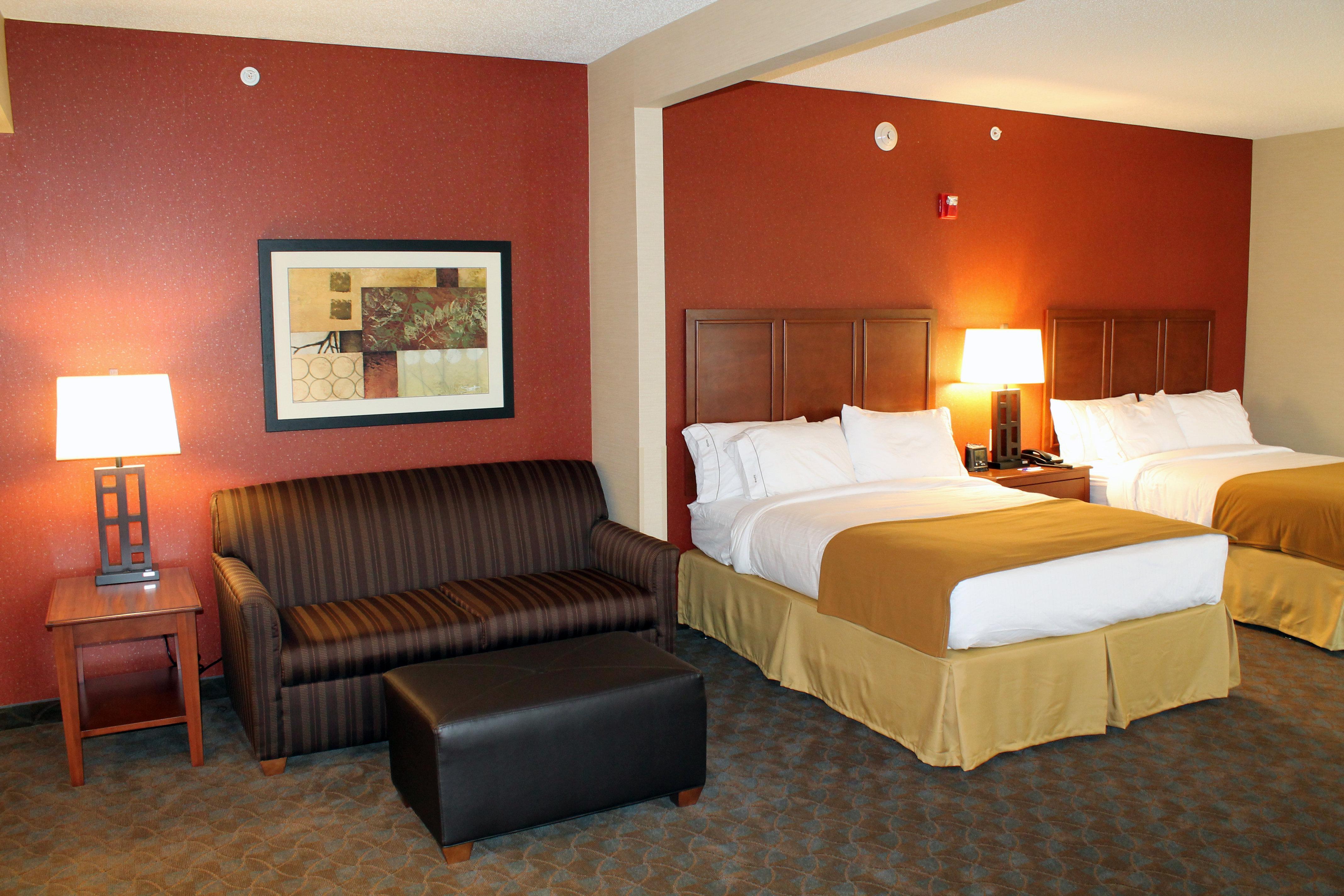 Holiday Inn Express & Suites Paducah West By Ihg Exterior photo