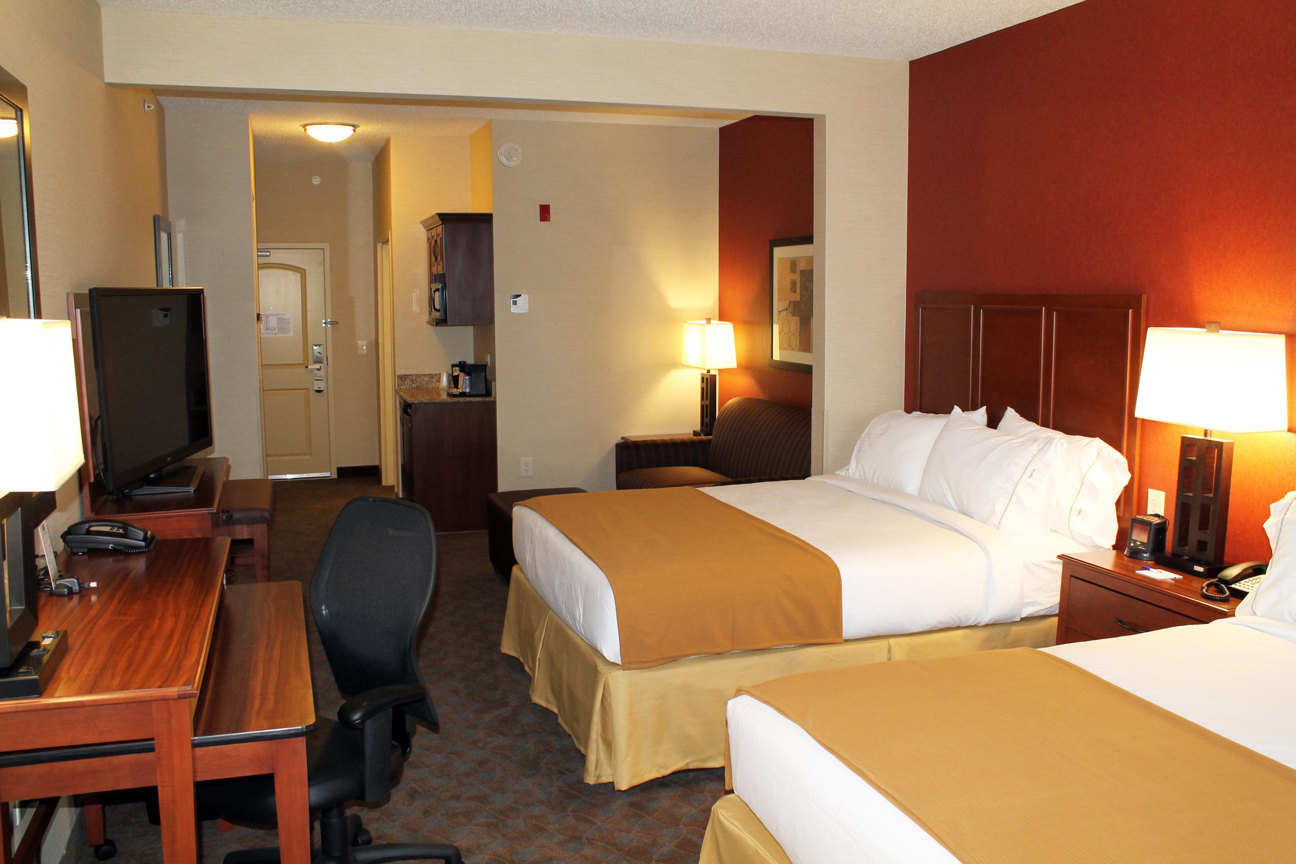 Holiday Inn Express & Suites Paducah West By Ihg Exterior photo